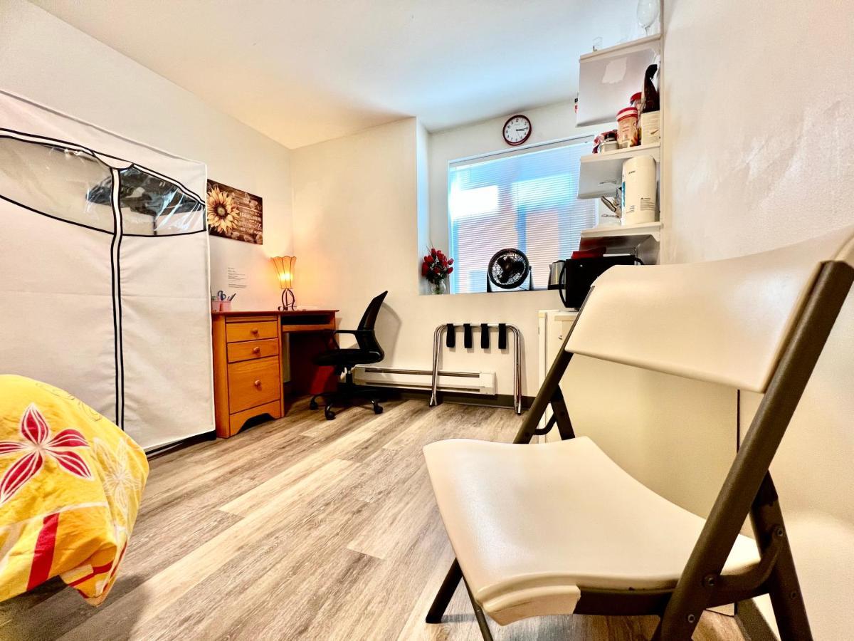 Micro Studio Apartment 10 Minutes Walk To University Of Washington Seattle Exterior photo